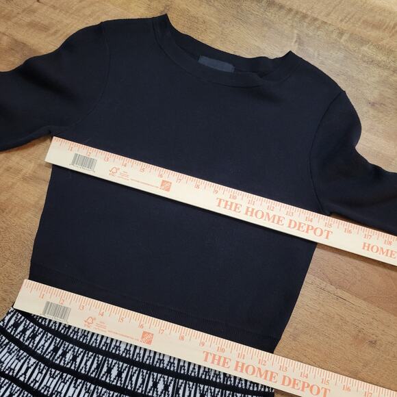 Cynthia Rowley Knit Sweater Dress Womens XS Black Geometric Classic office - Picture 9 of 10